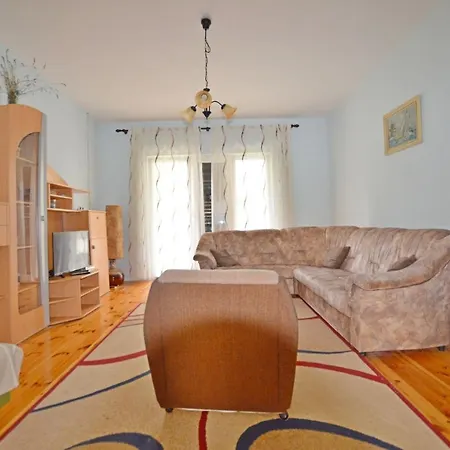 Velimir Apartment